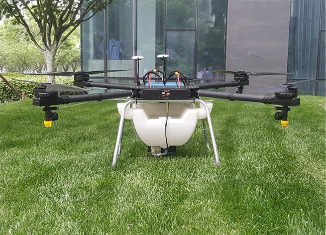 喷洒农药无人机使用需技术 安全事项务必谨记于心